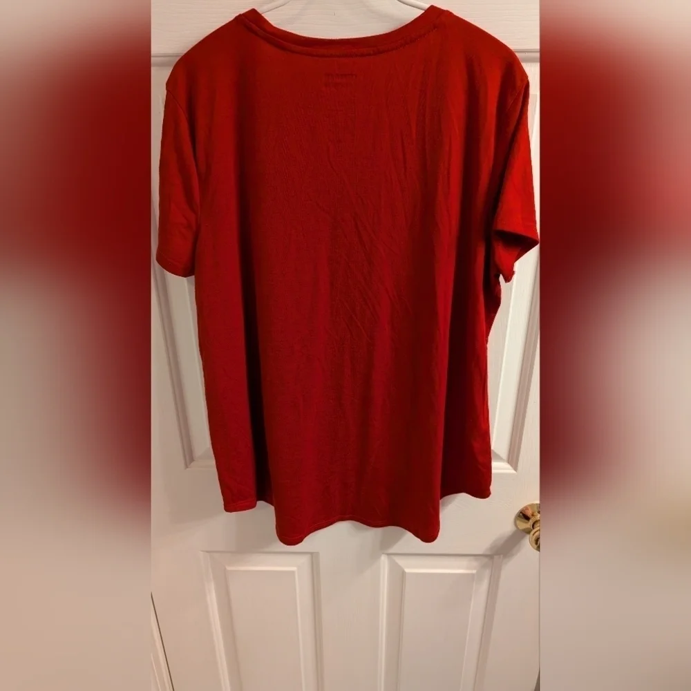 Celebrate Together Love Short Sleeve V-Neck Tee Size Lg (EUC) - Picture 8 of 13